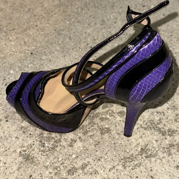 L.A.M.B by Gwen Stefani purple and black snake skin heels 
Great condition! - Picture 14 of 16